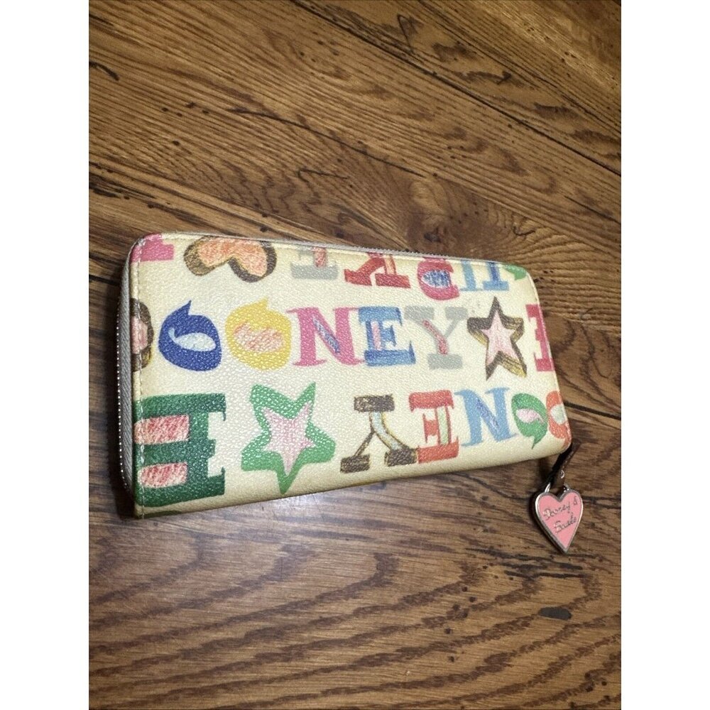 DOONEY & BOURKE RETRO DOODLE LARGE CREDIT CARD ZIP AROUND CLUTCH-BEAUTIFUL!! - Picture 3 of 7